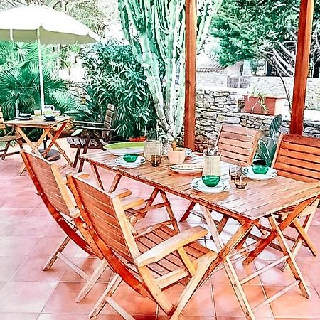 Holidaisy It Villa Con Giardino San Vito Lo Capo Exterior foto